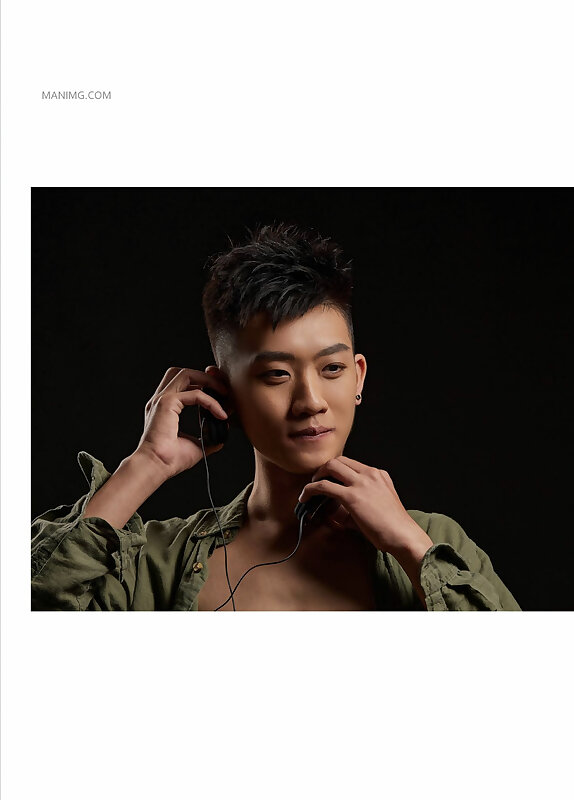 Next Image >>