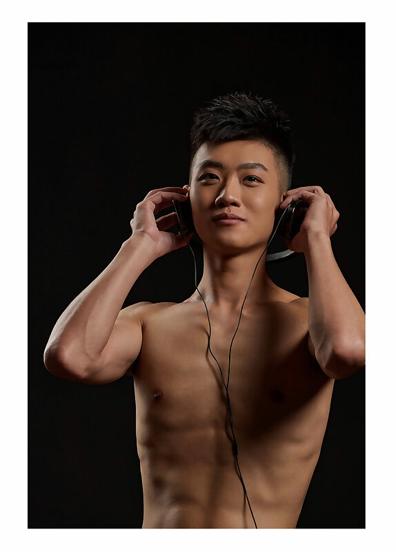 Next Image >>