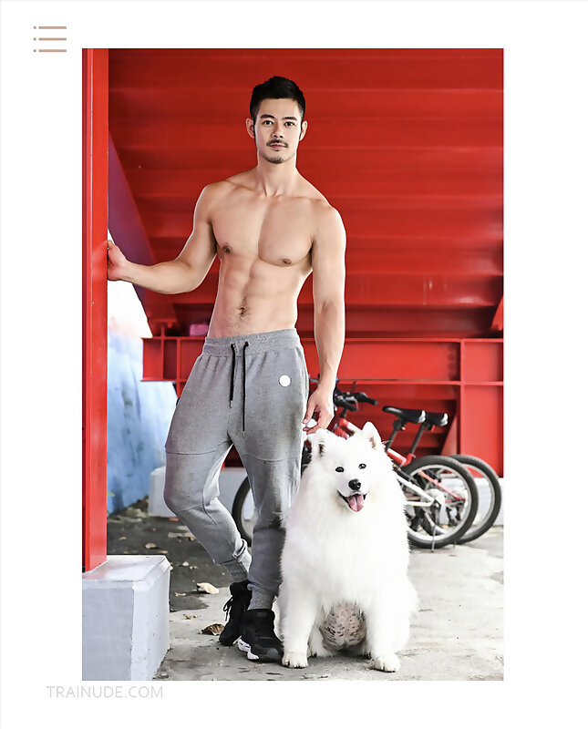 Next Image >>