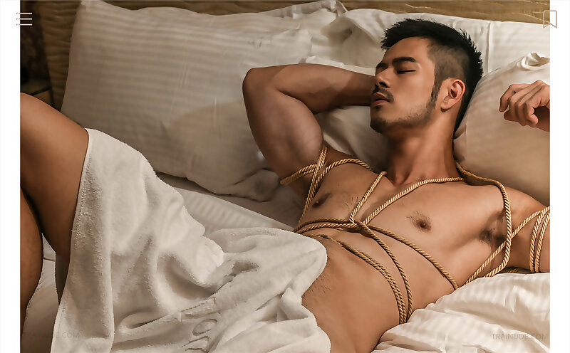 Next Image >>