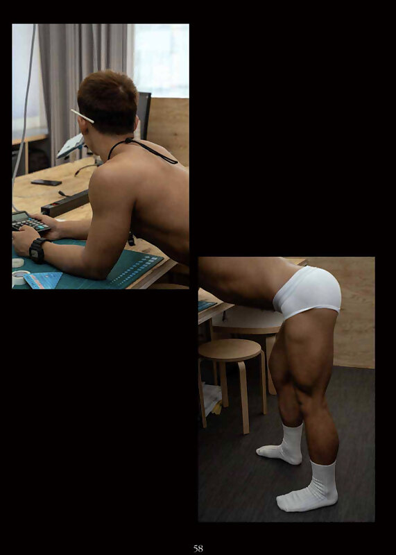 Next Image >>