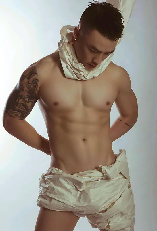 Next Image >>