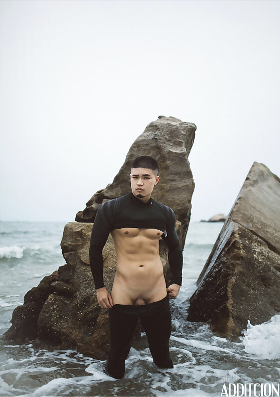 Next Image >>