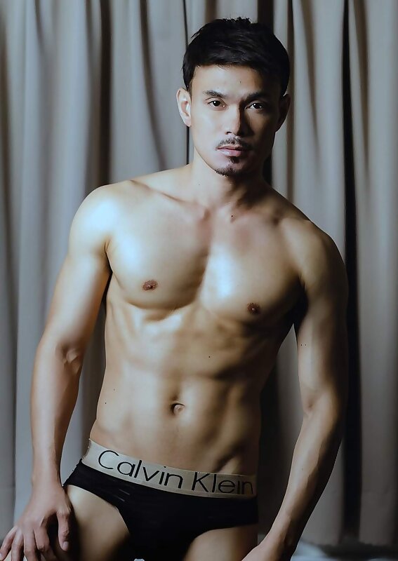 Next Image >>