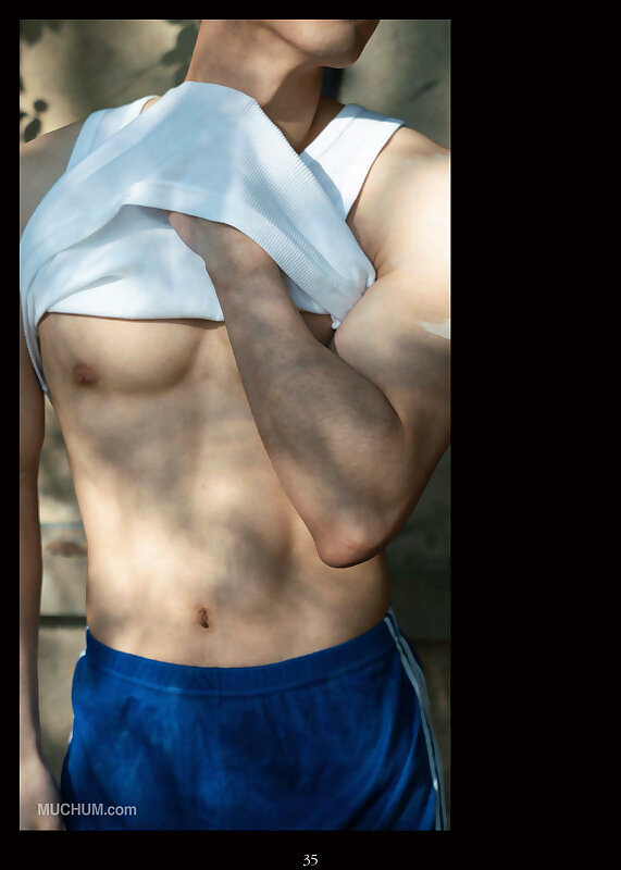 Next Image >>