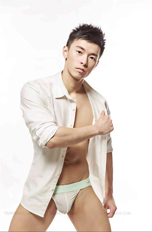Next Image >>