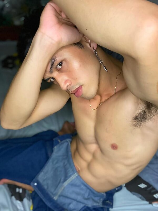 Next Image >>