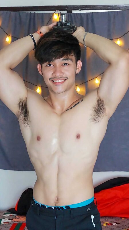 Next Image >>