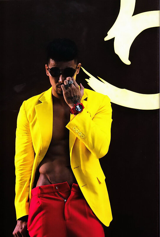 Next Image >>