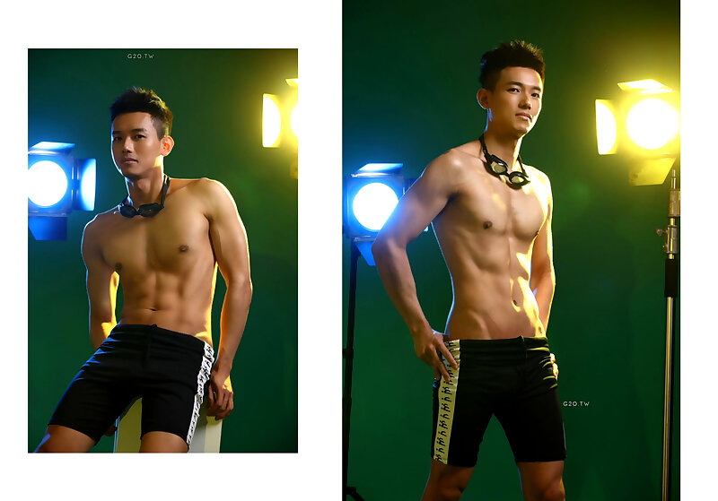 Next Image >>