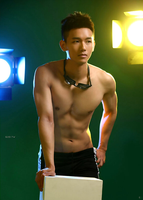 Next Image >>