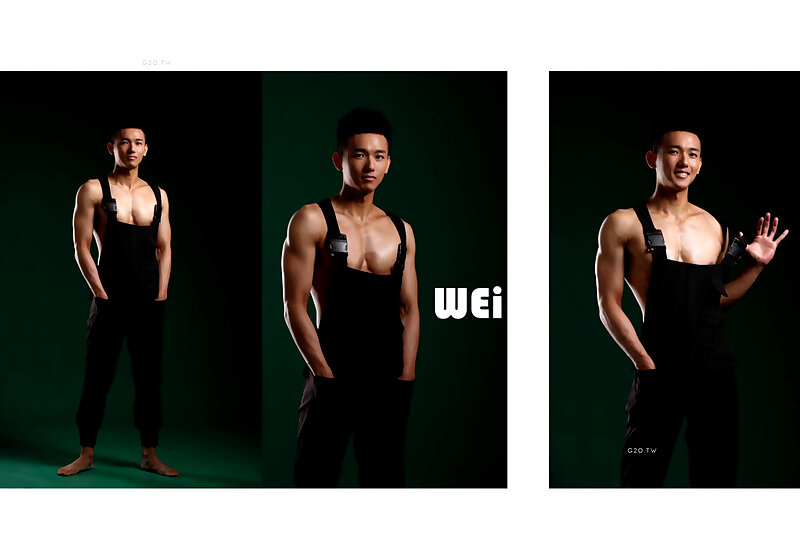 Next Image >>