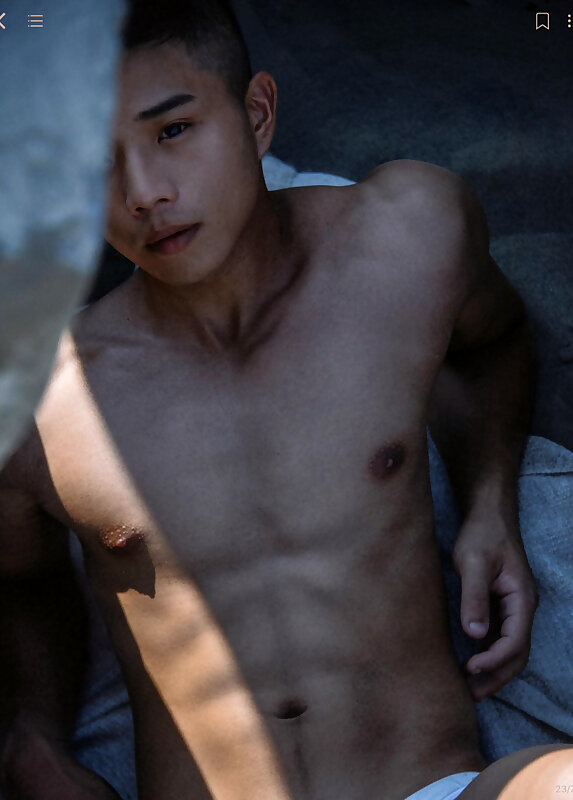 Next Image >>