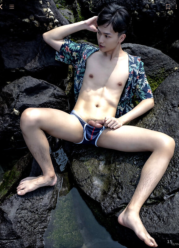 Next Image >>
