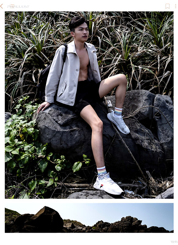 Next Image >>