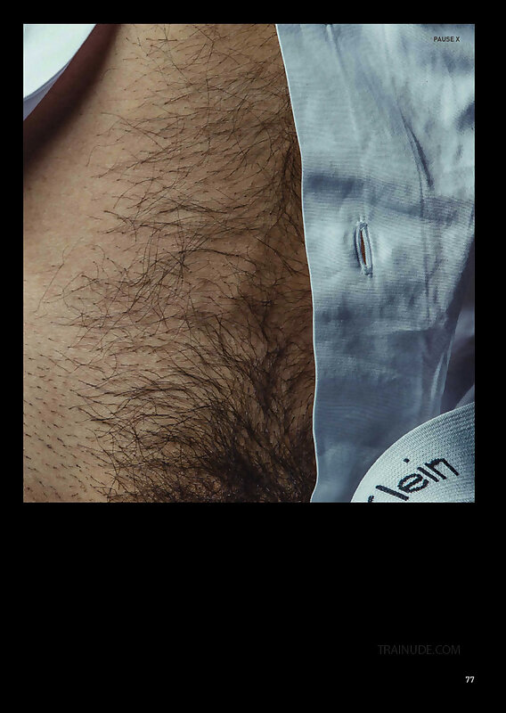 Next Image >>