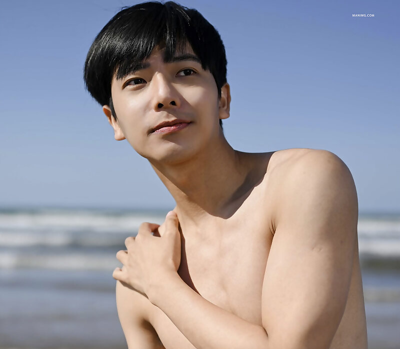 Next Image >>