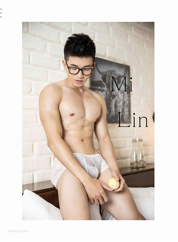 Next Image >>