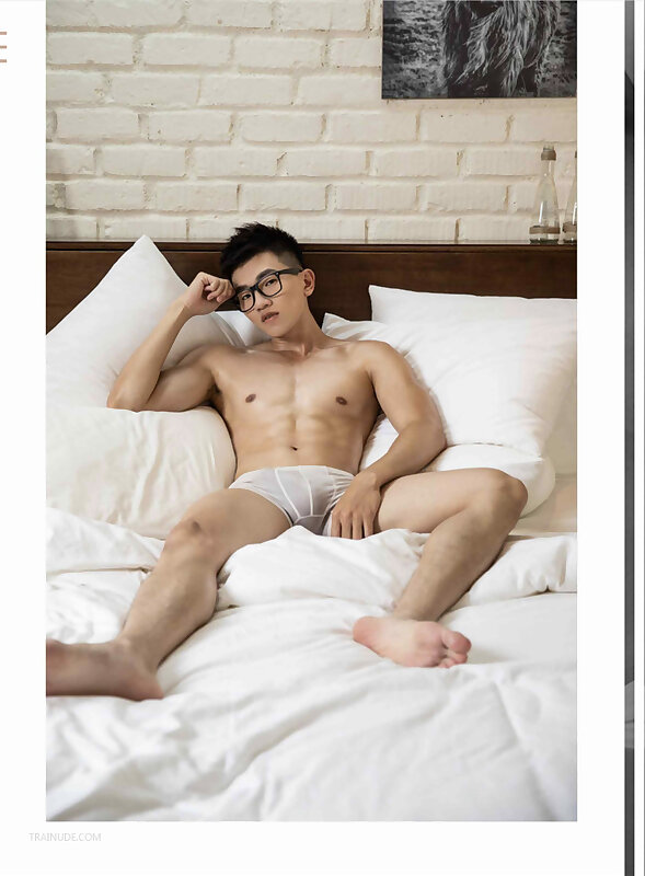 Next Image >>