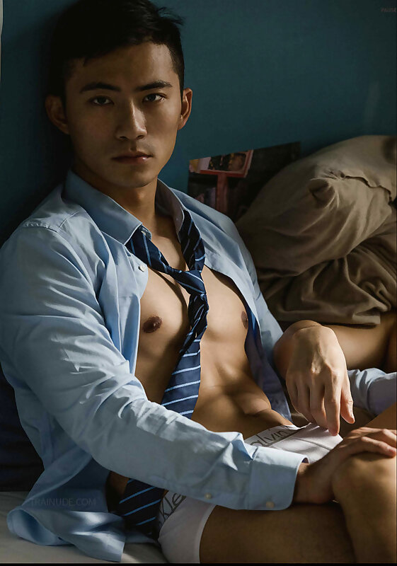 Next Image >>