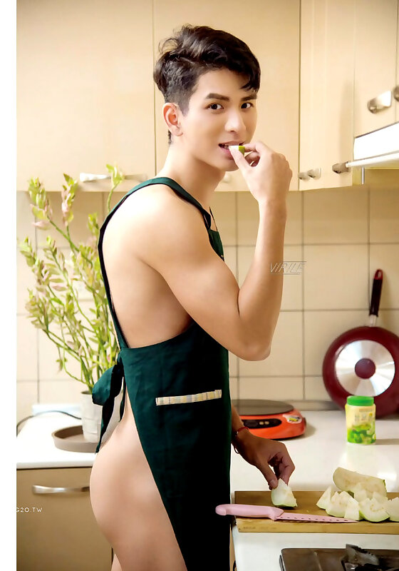 Next Image >>