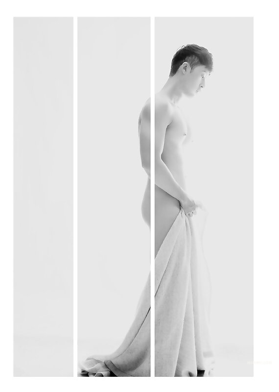 Next Image >>