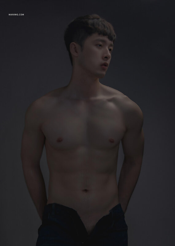 Next Image >>