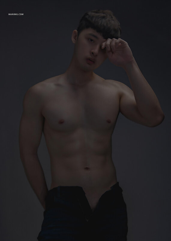 Next Image >>