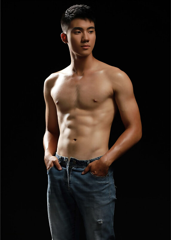 Next Image >>