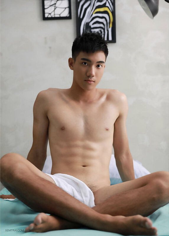 Next Image >>
