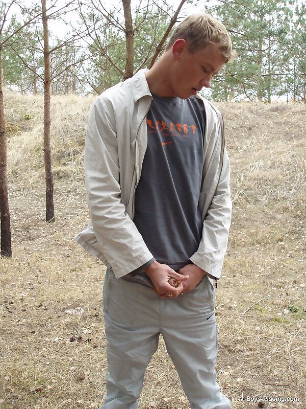 Next Image >>