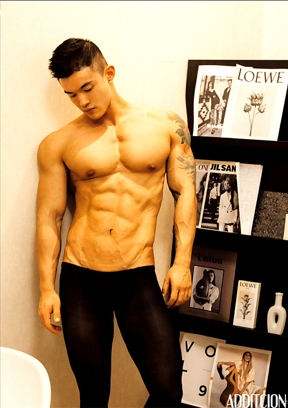 Next Image >>