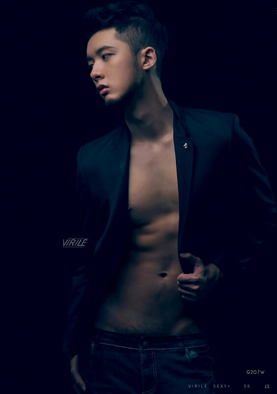 Next Image >>