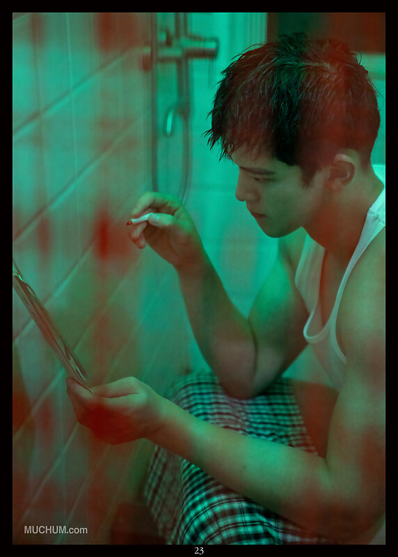 Next Image >>