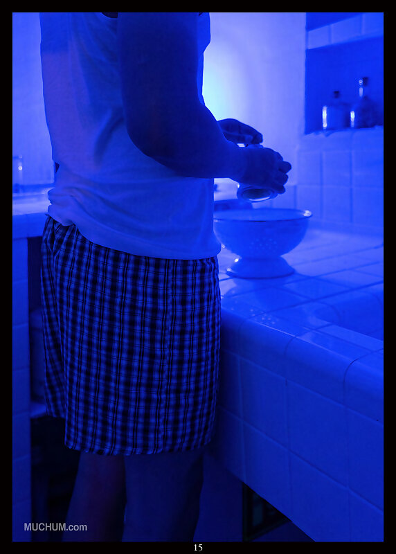 Next Image >>