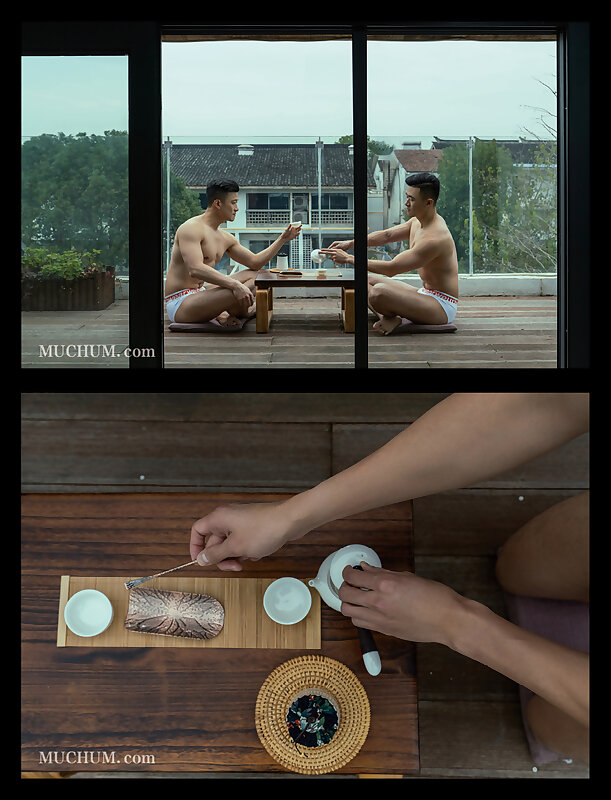 Next Image >>