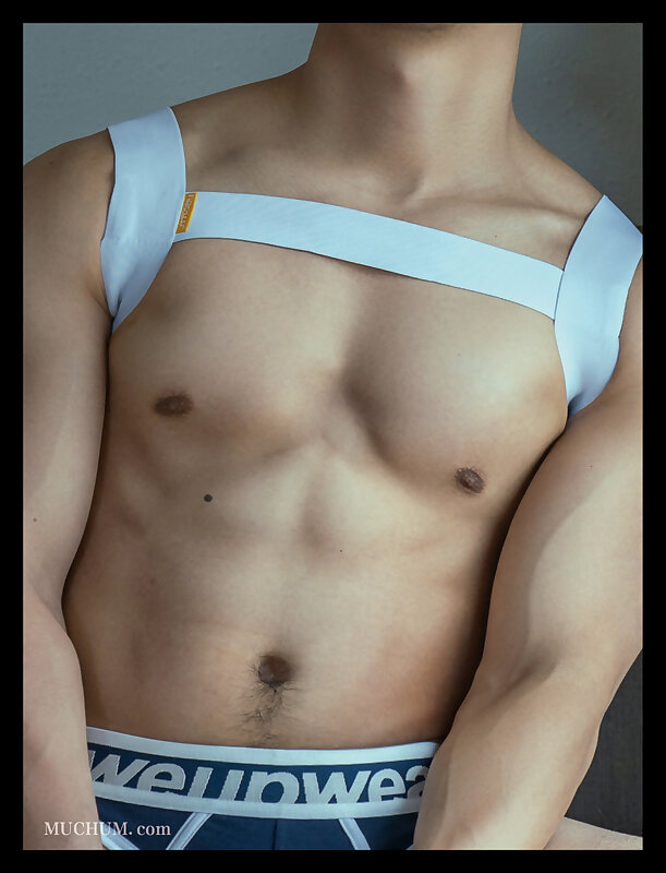 Next Image >>