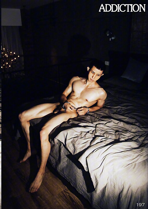 Next Image >>