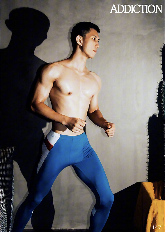Next Image >>