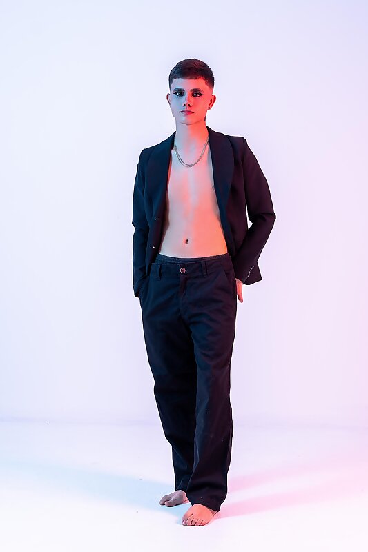 Next Image >>