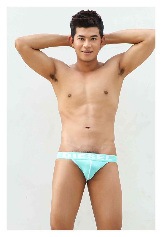 Next Image >>