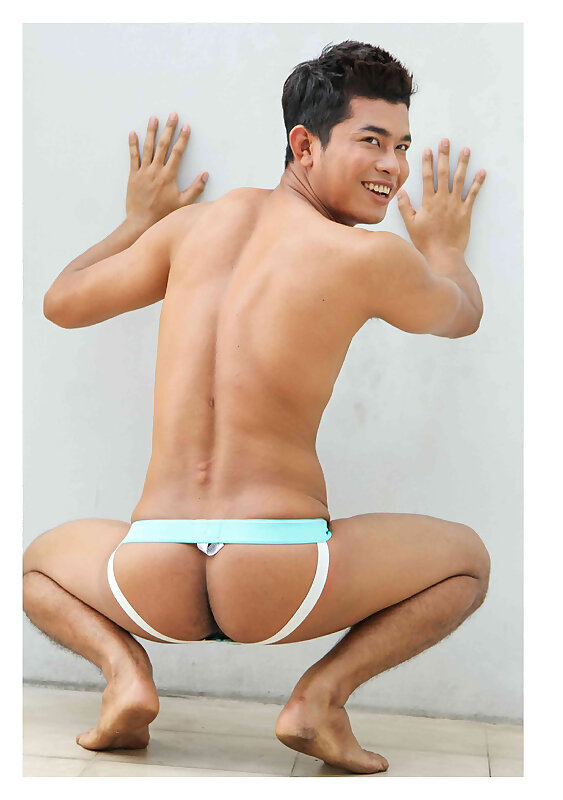Next Image >>