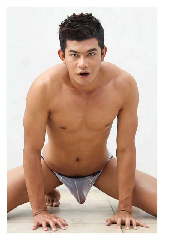 Next Image >>