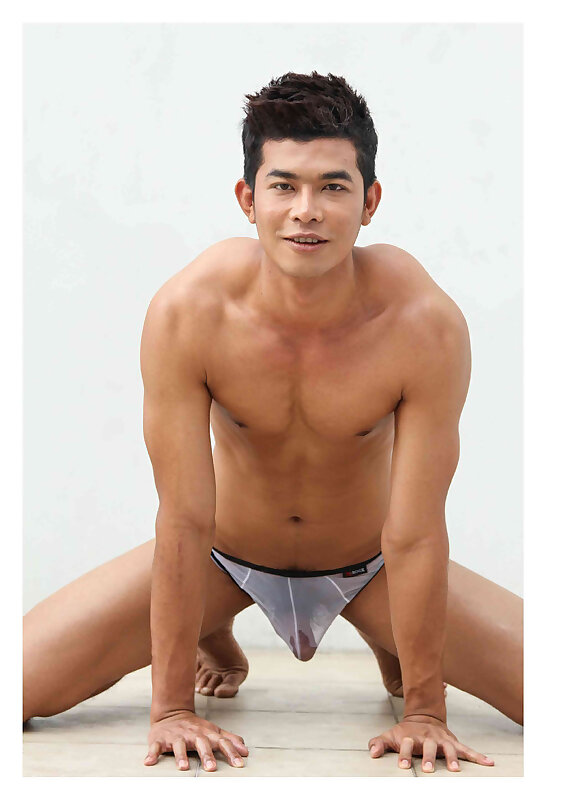 Next Image >>