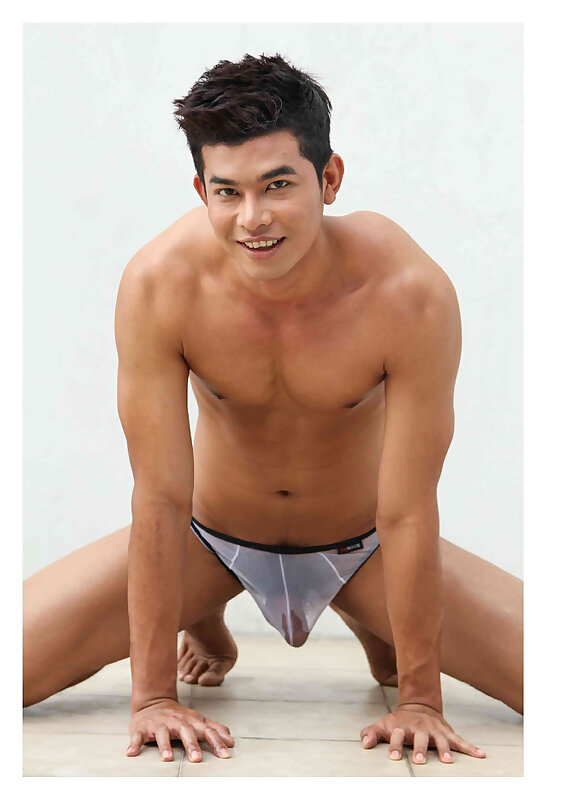 Next Image >>