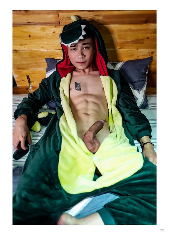 Next Image >>