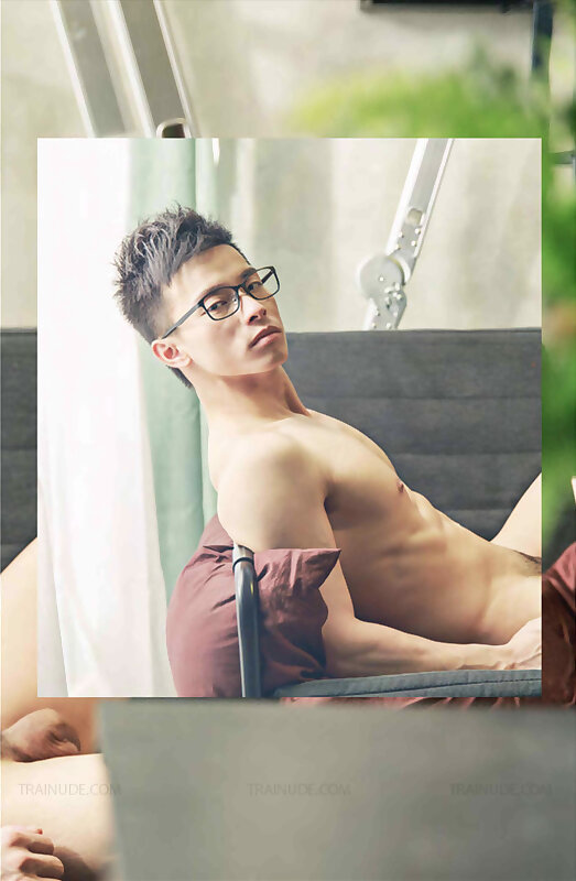Next Image >>