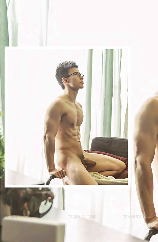 Next Image >>