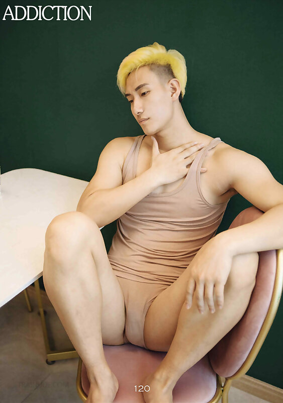 Next Image >>