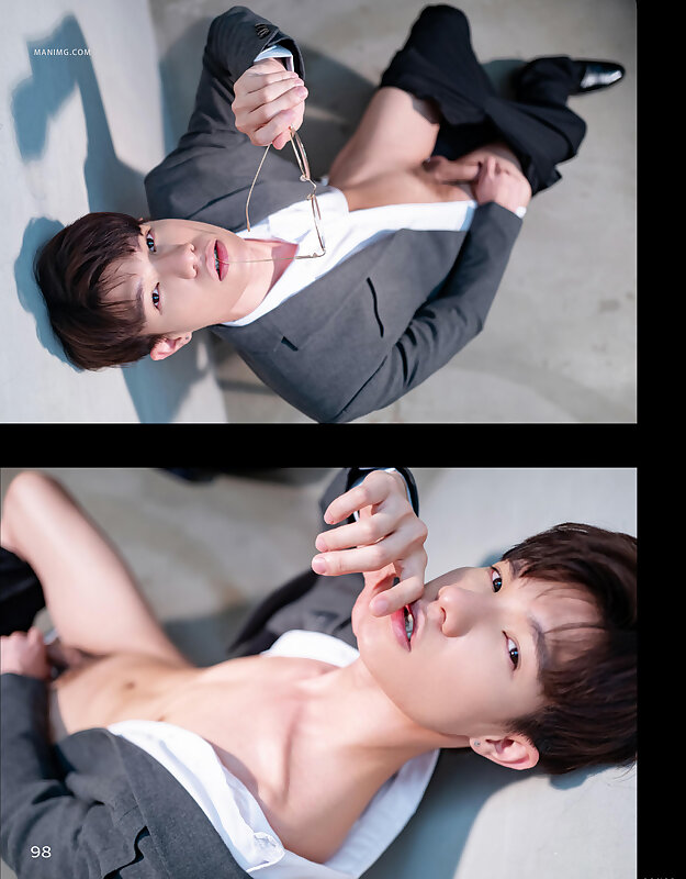 Next Image >>